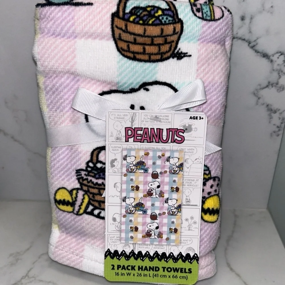 Peanuts Easter Pastel Hand Towels with Snoopy Design Set OF 2